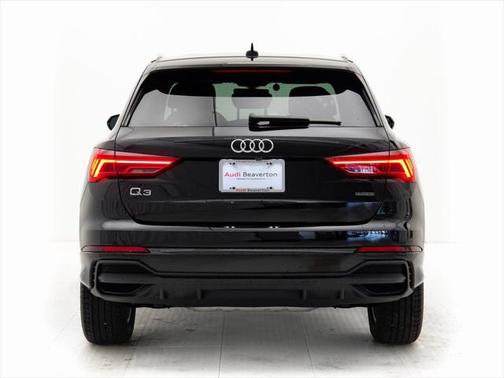 2025 Audi Q3 45 S line Premium Plus