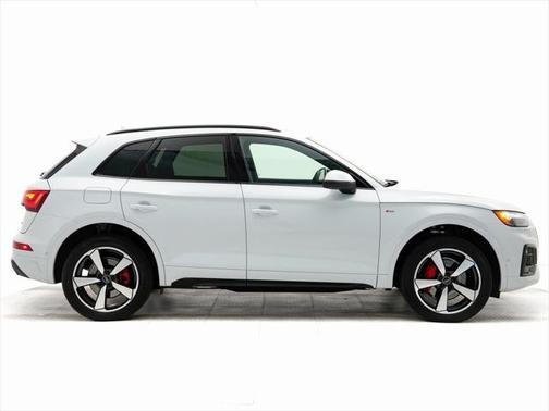 2024 Audi Q5 45 S line Prestige