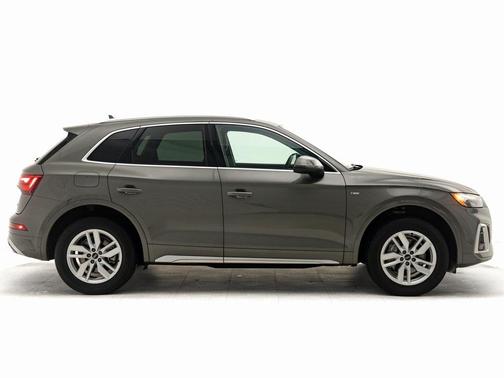 2023 Audi Q5 45 S line Premium