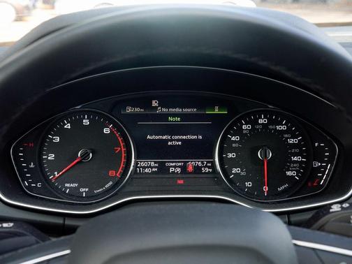 2023 Audi Q5 45 S line Premium