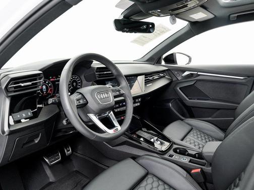 2024 Audi RS 3 TFSI quattro S tronic
