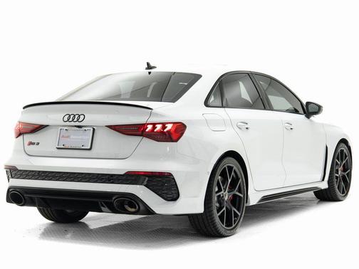 2024 Audi RS 3 TFSI quattro S tronic