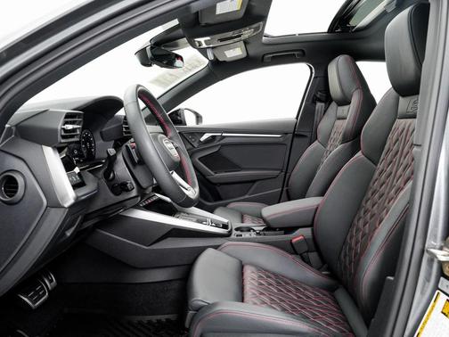 2023 Audi S3 Prestige TFSI quattro S tronic