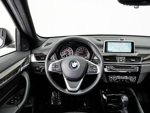 Glacier Silver Metallic 2016 BMW X1 xDrive 28i