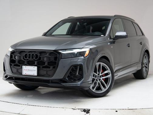 Daytona Gray Pearl Effect 2026 Audi Q7 55 Prestige