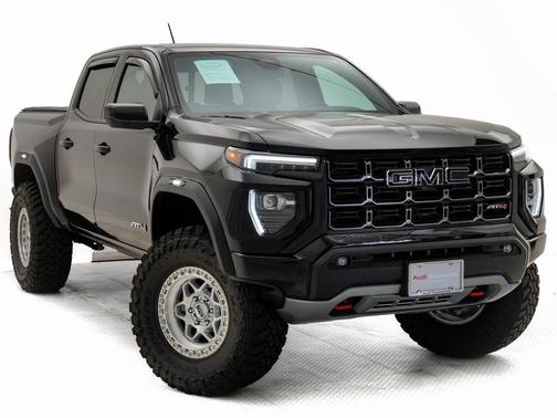 2024 GMC Canyon AT4