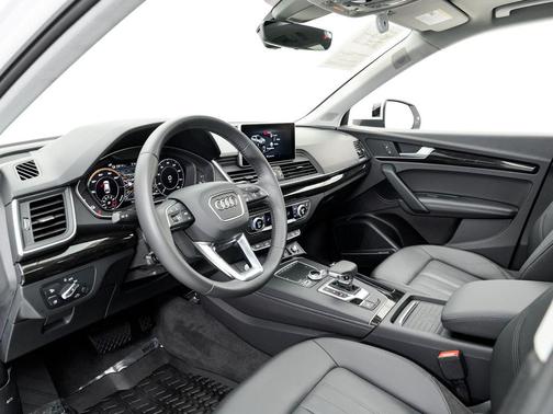 2020 Audi Q5 Premium Plus 55 TFSI e quattro S tronic