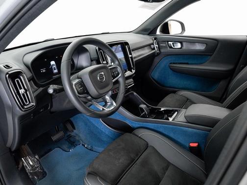 2023 Volvo XC40 Recharge Pure Electric Twin Ultimate