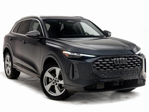 2025 Audi Q5 Premium Plus