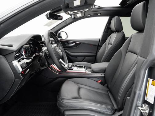 2021 Audi Q8 55 Premium Plus