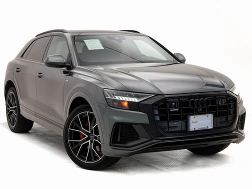 2021 Audi Q8 55 Premium Plus