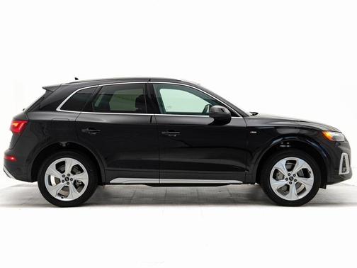 2025 Audi Q5 45 S line Premium Plus