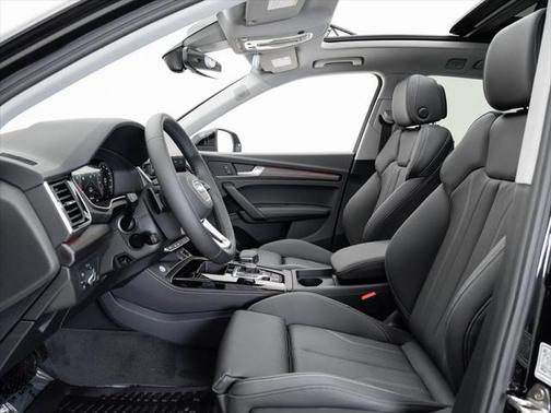 2025 Audi Q5 45 S line Premium Plus