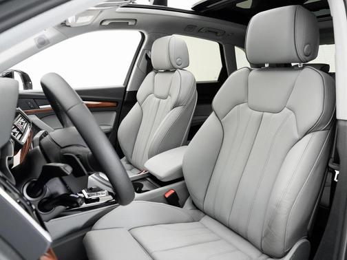 2024 Audi Q5 e 55 S line Premium Plus