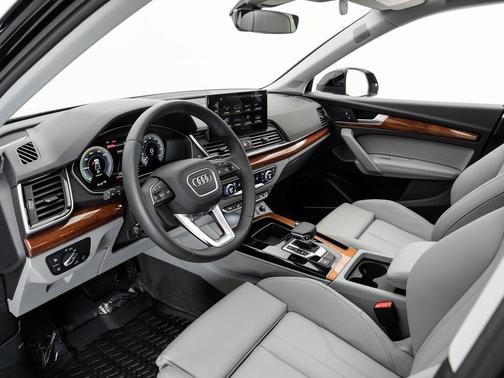 2024 Audi Q5 e 55 S line Premium Plus