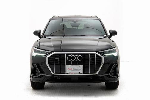 2024 Audi Q3 Premium 45 TFSI S line quattro Tiptronic