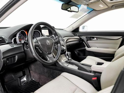 2012 Acura TL Technology