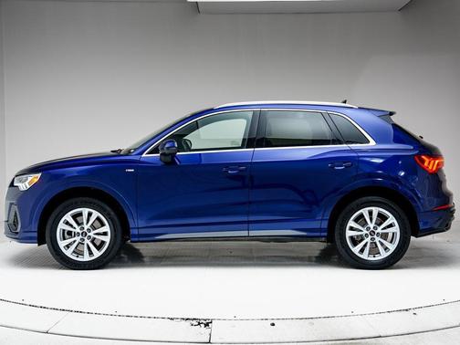 2022 Audi Q3 45 S line Premium Plus