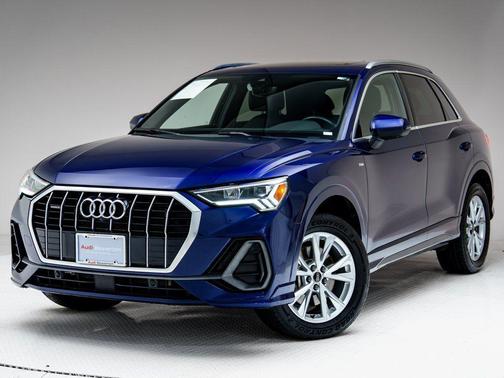 2022 Audi Q3 45 S line Premium Plus