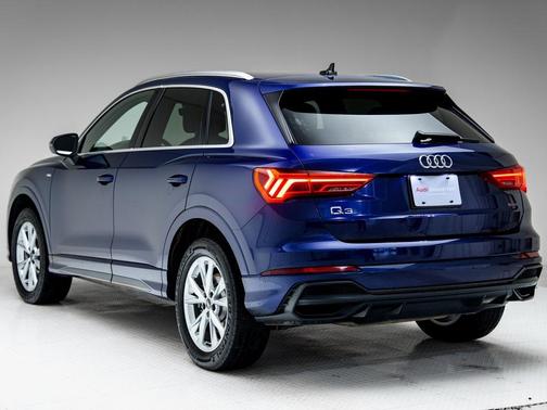 2022 Audi Q3 45 S line Premium Plus