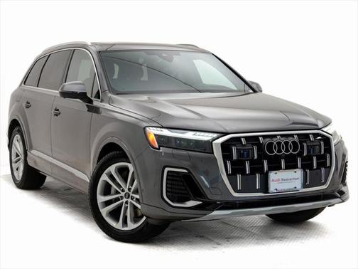 2025 Audi Q7 55 Prestige
