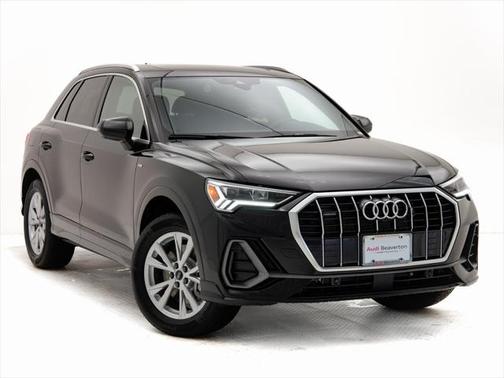 2025 Audi Q3 45 S line Premium Plus