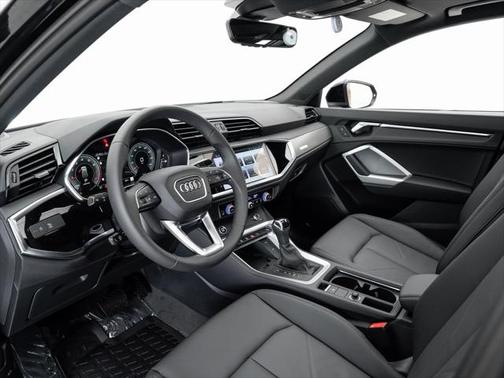 2025 Audi Q3 45 S line Premium Plus