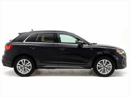 2025 Audi Q3 45 S line Premium Plus
