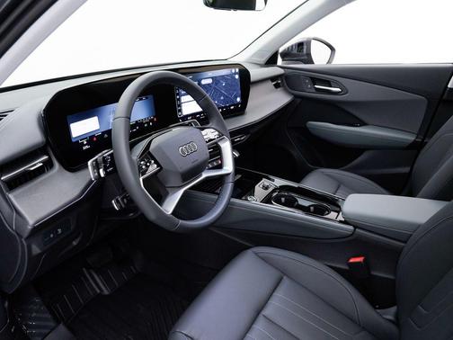Daytona Gray Pearl Effect 2026 Audi Q3 TFSI quattro S tronic