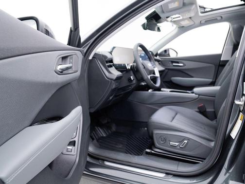 Daytona Gray Pearl Effect 2026 Audi Q3 TFSI quattro S tronic
