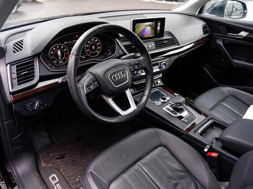 2018 Audi Q5 2.0T Tech Premium