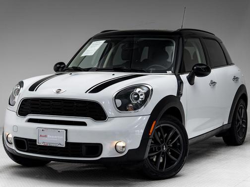 Light White 2012 MINI Cooper S Countryman Base