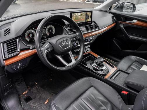 2021 Audi Q5 45 Premium Plus