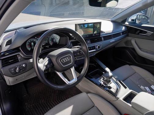 2022 Audi A4 allroad Prestige 45 TFSI quattro S tronic