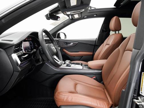 2020 Audi Q8 55 Prestige