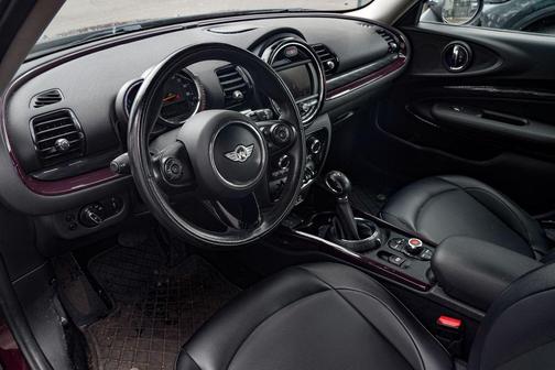 Burgundy Metallic 2016 MINI Clubman Cooper