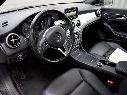 2014 Mercedes-Benz CLA-Class Base
