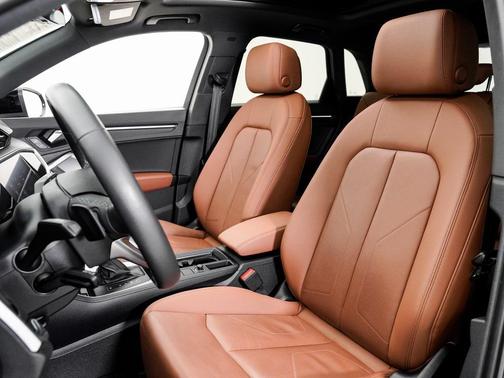2022 Audi Q3 45 S line Premium Plus