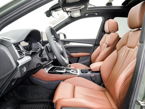 District Green Metallic 2024 Audi Q5 45 S line Premium Plus