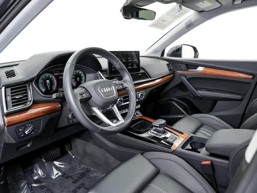 Gray Metallic 2023 Audi Q5 40 Premium Plus