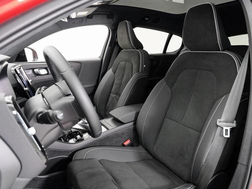 2023 Volvo C40 Recharge Pure Electric Twin Ultimate