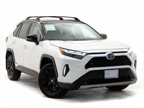2023 Toyota RAV4 Hybrid SE