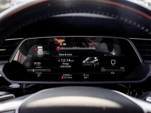 2019 Audi e-tron Premium Plus