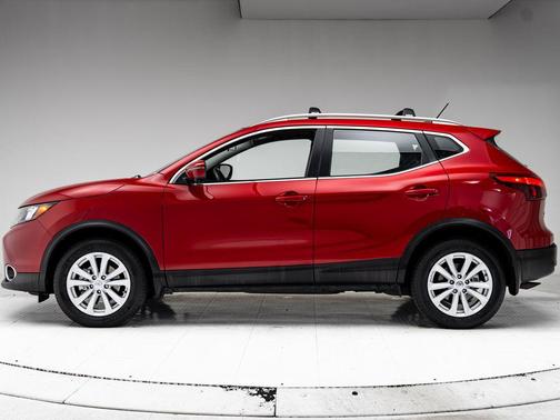 Palatial Ruby 2017 Nissan Rogue Sport SV