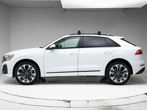 2025 Audi Q8 55 Premium Plus