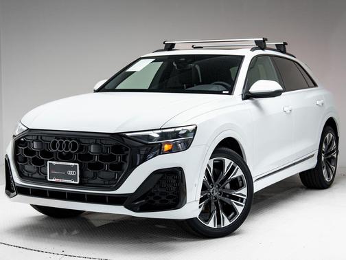 2025 Audi Q8 55 Premium Plus