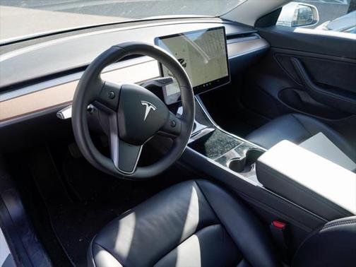 2020 Tesla Model 3 Performance