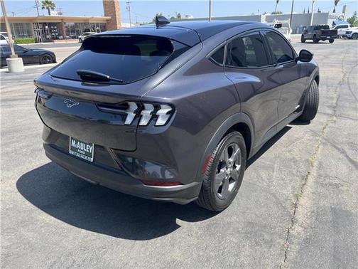 2022 Ford Mustang Mach-E SELECT