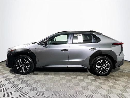 2025 Toyota bZ4X XLE