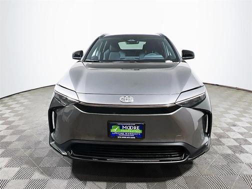 2025 Toyota bZ4X XLE